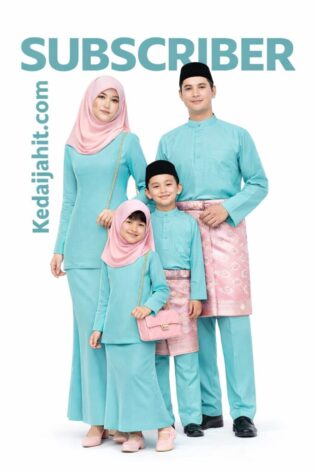Keluarga memakai baju kurung dan baju melayu sedondon warna turqoise sempena Raya 2026 dengan harga promosi tempahan khas untuk subscriber Kedaijahit.com